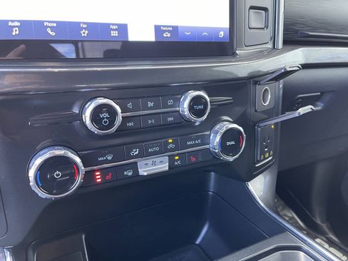 Used 2022 Ford F150 XLT w/ Equipment Group 302A High AWD/4WD image 16