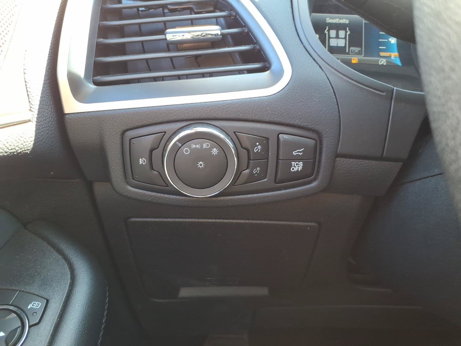 Certified 2024 Ford Edge SEL w/ Sport Appearance Package AWD/4WD image 15