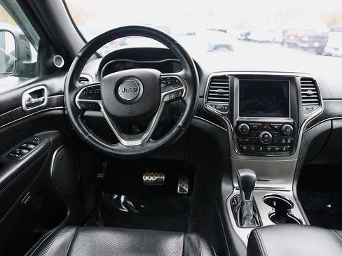 Used 2018 Jeep Grand Cherokee High Altitude image 16