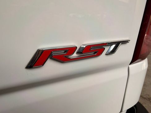 Used 2019 Chevrolet Silverado 1500 RST AWD/4WD image 13
