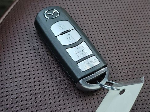 Used 2019 MAZDA CX-9 Signature AWD/4WD image 34