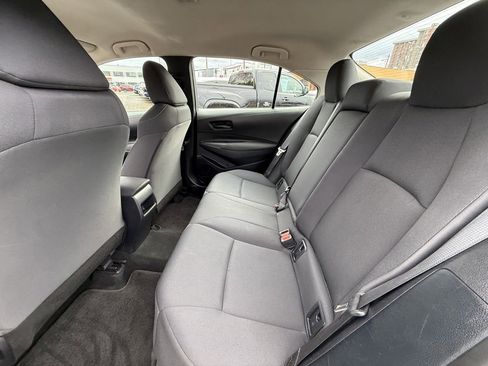 Used 2022 Toyota Corolla LE image 14