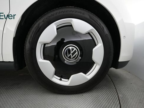 Used 2025 Volkswagen ID. Buzz Pro S RWD image 20