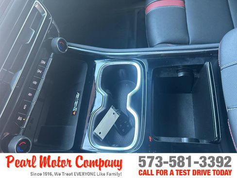 Used 2025 Chevrolet Traverse RS w/ LPO, Floor Liner Package AWD/4WD image 18