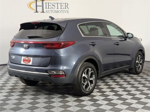 Used 2020 Kia Sportage LX image 7