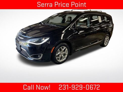 Used 2019 Chrysler Pacifica Limited w/ Advanced Safetytec Group FWD image 1