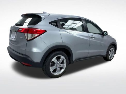 Used 2021 Honda HR-V LX image 8