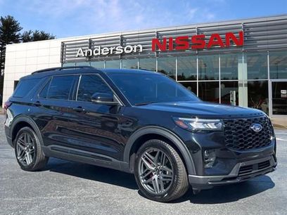 Used 2025 Ford Explorer ST