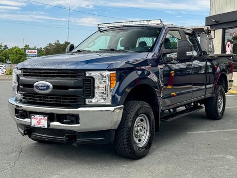Used 2017 Ford F350 XL image 8