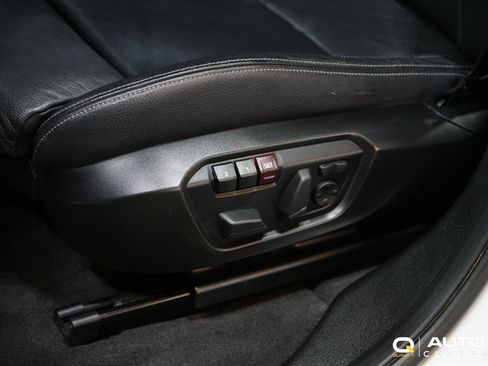 Used 2018 BMW X4 xDrive28i image 17