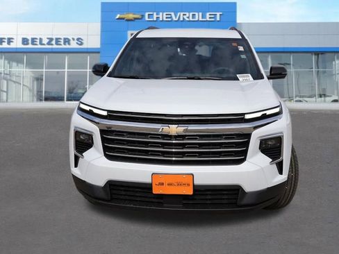 New 2026 Chevrolet Traverse LT w/ Driver Confidence Package image 8