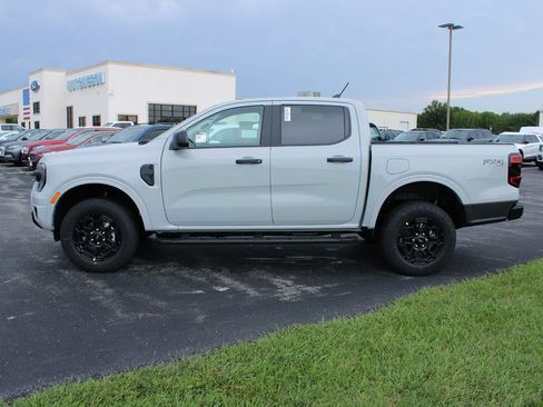 New 2026 Ford Ranger XLT w/ Equipment Group 301A High AWD/4WD image 4