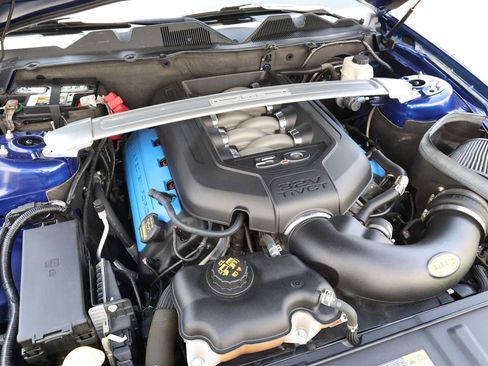 Used 2013 Ford Mustang GT Premium w/ Electronics Pkg RWD image 43