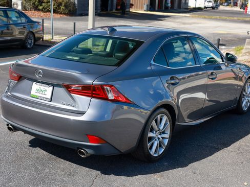 Used 2016 Lexus IS 200t image 16