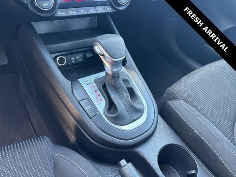 Used 2019 Kia Forte LXS image 9