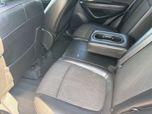 Used 2018 Chevrolet Trax LT w/ LT Convenience Package image 29