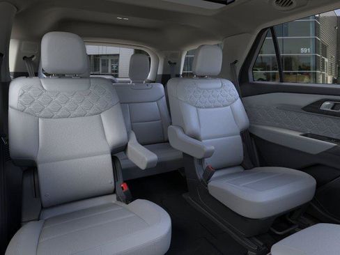 New 2026 Ford Explorer Platinum w/ LUX Leather Package AWD/4WD image 11