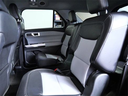 Certified 2023 Ford Explorer XLT w/ Equipment Group 202A image 14