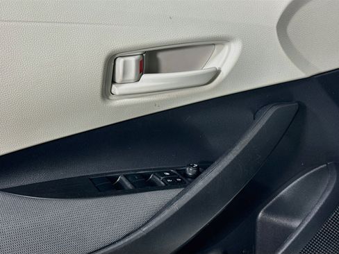 Used 2023 Toyota Corolla LE FWD image 24