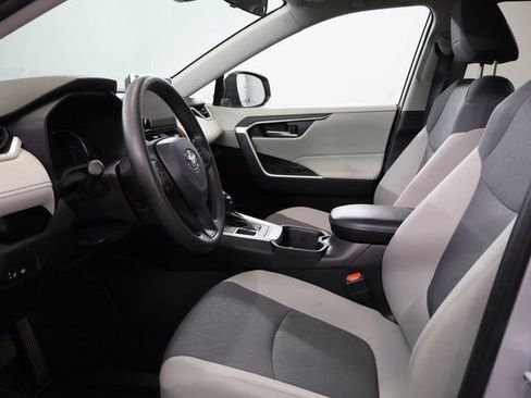 Used 2024 Toyota RAV4 XLE image 13