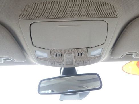 Used 2019 Ford Fusion SE image 19