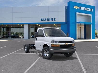 New 2025 Chevrolet Express 3500 w/ Power Convenience Package