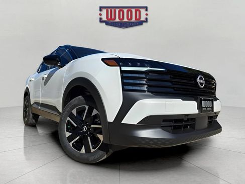 New 2026 Nissan Kicks SV w/ SV Premium Package AWD/4WD image 6