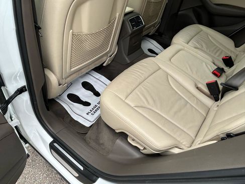 Used 2015 Audi Q5 2.0T Premium Plus w/ Technology Package AWD/4WD image 9