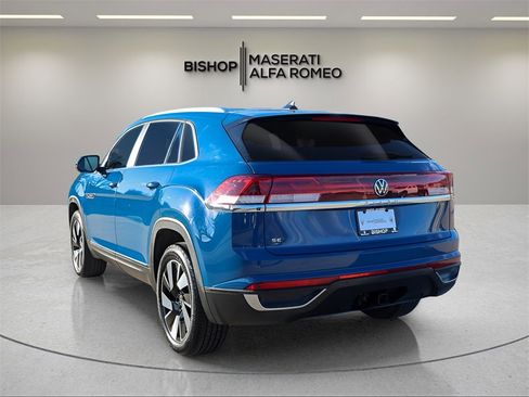 Used 2025 Volkswagen Atlas Cross Sport SE image 5