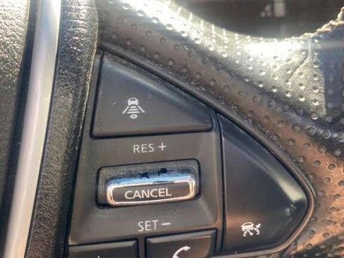 Used 2017 Nissan Maxima Platinum image 21