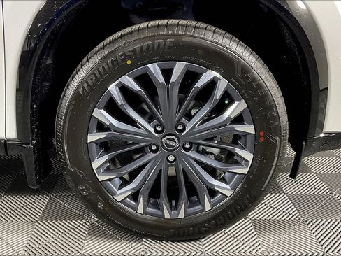 New 2026 Nissan Rogue Platinum w/ Platinum Premium Package image 18