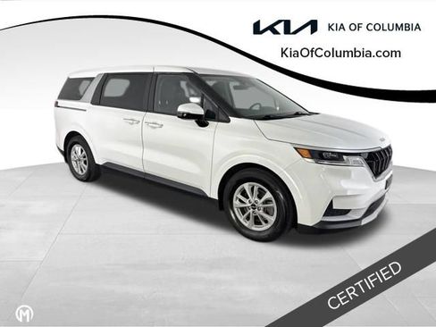 Certified 2024 Kia Carnival LX FWD image 1