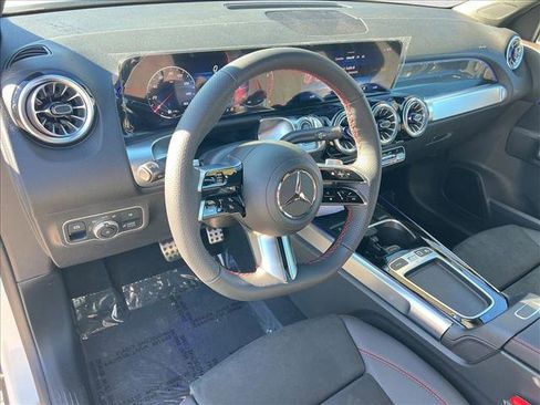 New 2026 Mercedes-Benz GLB 250 4MATIC image 3