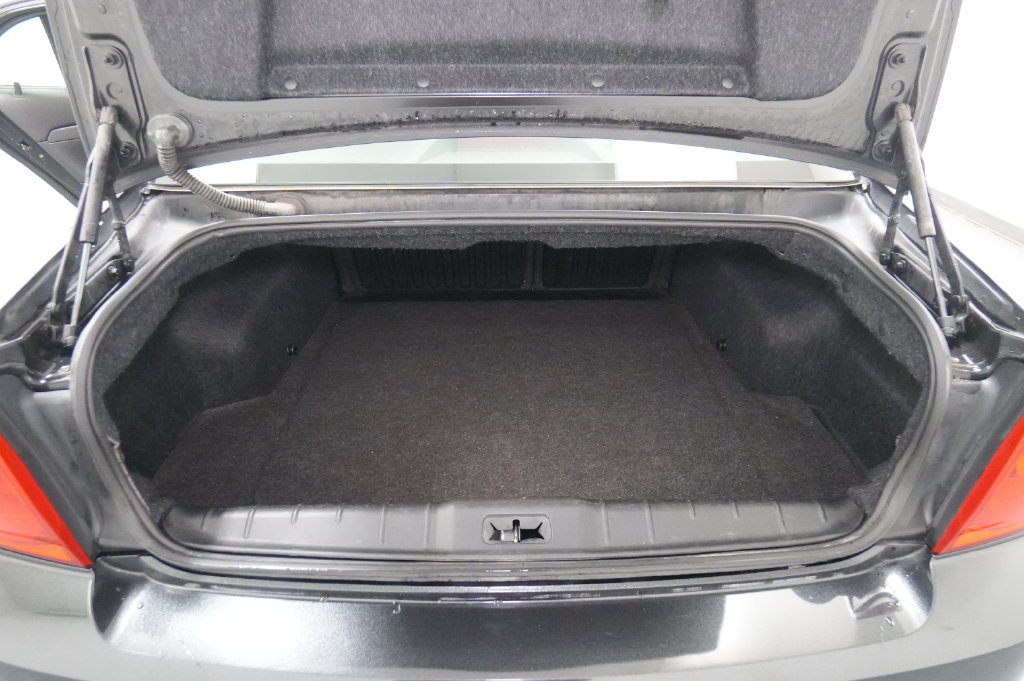 Used 2010 Chevrolet Malibu LT w/ Power Convenience Package FWD image 19