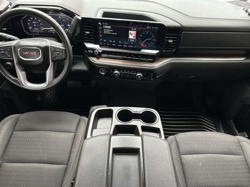 Used 2024 GMC Sierra 1500 Elevation AWD/4WD image 12