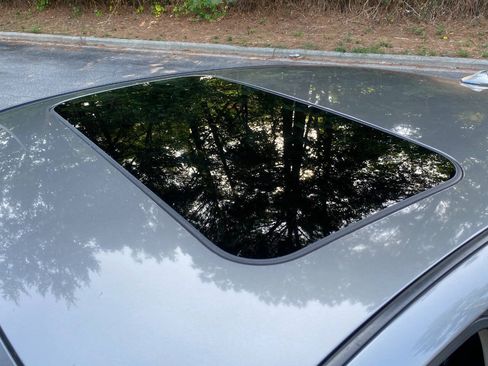 Used 2015 INFINITI Q50 w/ Moonroof Package RWD image 43