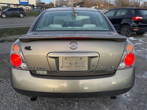 Used 2003 Nissan Altima 3.5 SE w/ (SPT) Sport Pkg image 4