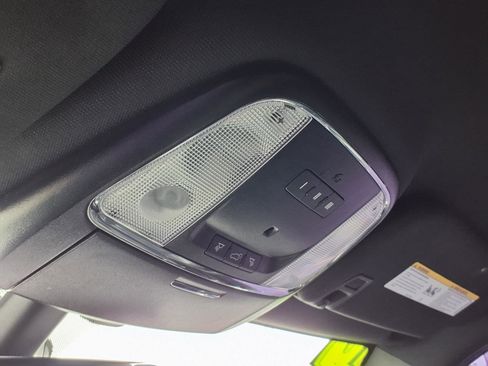 Used 2019 Jeep Grand Cherokee Limited image 15