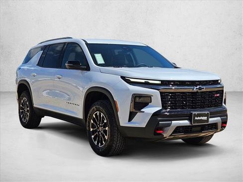 New 2026 Chevrolet Traverse Z71 w/ Enhanced Driving Package AWD/4WD image 7