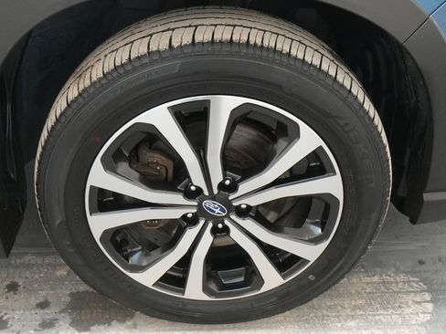 Used 2023 Subaru Forester Limited w/ Popular Package #3 image 11