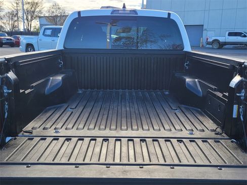 Certified 2023 Toyota Tacoma SR5 image 9