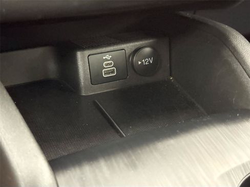 Used 2025 Ford Escape ST-Line FWD image 23