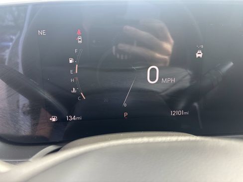 Used 2024 Buick Encore GX Sport Touring w/ Comfort Package FWD image 11