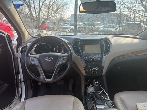 Used 2016 Hyundai Santa Fe Limited w/ Option Group 04 image 17