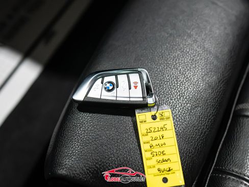 Used 2018 BMW 530e w/ Premium Package 2 image 56