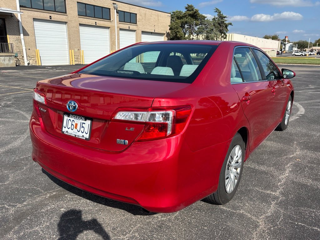 Used 2012 Toyota Camry LE FWD image 3