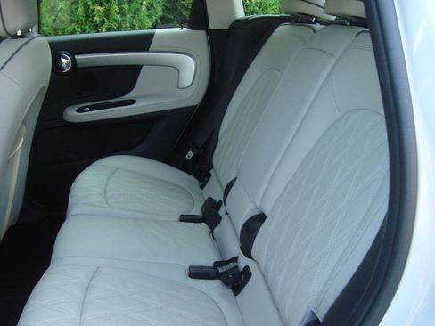 Used 2022 MINI Cooper Countryman S w/ Premium Package image 50