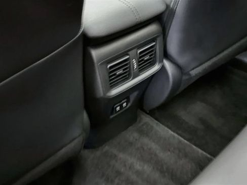 Used 2021 Toyota RAV4 Limited AWD/4WD image 27