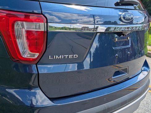 Used 2017 Ford Explorer Limited w/ Equipment Group 303A AWD/4WD image 26
