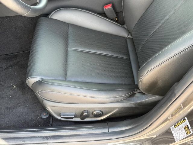 Used 2026 Genesis G70 2.5T RWD image 22